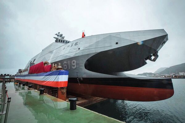 
        Taiwan's Lungteh Shipbuilding launched 
        Ta Chiang
        , the first series-production Tuo Chiang-class fast missile corvette on order for the RoCN, on 15 December 2020. The vessel is now expected to be commissioned in August 2021.
       (Via President Tsai Ing-wen's Twitter account)