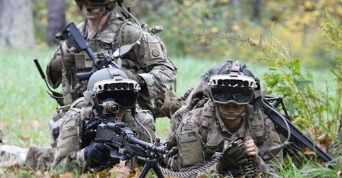 Soldiers from the US Army's 82nd Airborne Division used an IVAS prototype during soldier touchpoint 3 in October 2020 at Fort Pickett in Virginia.