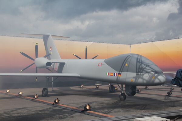 A full-sized mock-up revealed at the ILA Berlin Airshow in 2018 showed the unmanned aircraft to be slightly larger in size than the GA-ASI MQ-9 Reaper, with a twin pusher-propeller configuration. The model on display was shown with a single electro-optical/infrared sensor. Although intended primarily as an intelligence, surveillance, and reconnaissance vehicle, there will be an option for it to be armed. (Janes/Gareth Jennings)