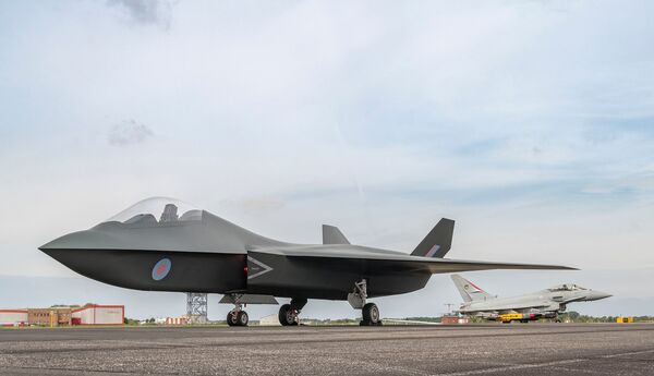 UK defence secretary Ben Wallace announced the launch of the Tempest FCAS (photo of mock-up) concept and assessment phase during a visit to BAE Systems' Warton site on 29 July. (BAE Systems/Ray Troll)