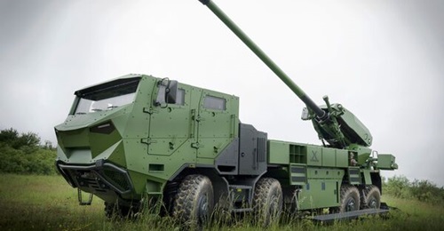 Czech Defence Minister Lubomír Metnar signed the contract for 52 CAESAR 8×8 SPHs for the Czech Army on 30 September.