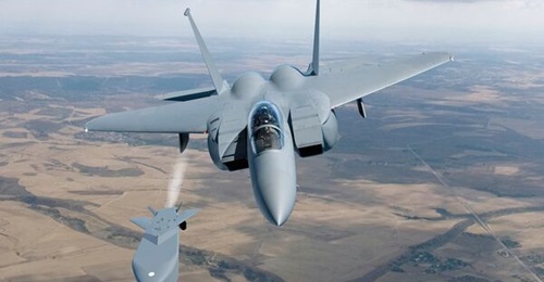 An artist's rendering of the Taurus cruise missile being launched from a F-15 aircraft. South Korea carried out tests of this weapon on 8 and 10 October 2024.