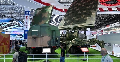 China has unveiled two new long-range radars - the 780 target designator radar, and the 610A intelligence radar system. The radars will support the PLA Air Force's Hong Qi-19 (HQ-19) surface-to-air missile system.