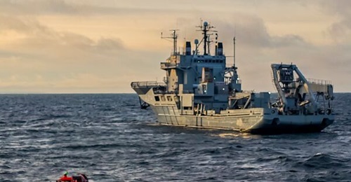 The Swedish Navy submarine rescue vessel HMS 
        
         (A 214) arrives in the Gulf of Finland on 6 January to support operations.