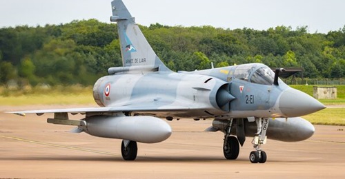 A file photo of the Mirage 2000, of the type that has now been transferred to Ukraine.