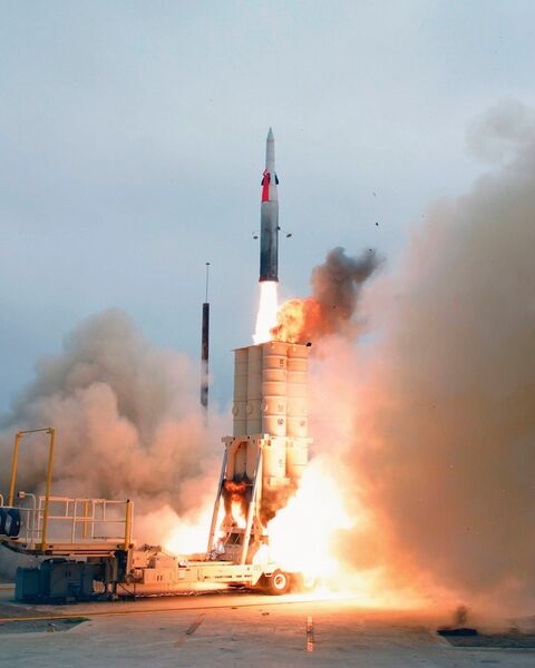 An Arrow 2 is launched during a test in the United States on 29 July 2004.