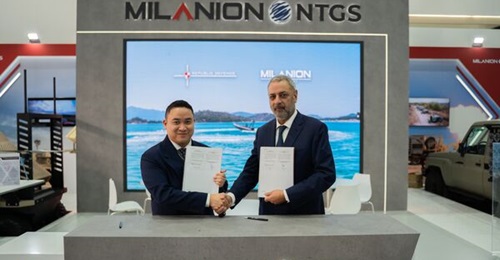 The collaborative agreement was signed by CEO of Milanion Group Davinder Dogra (right) and CEO of Republikorp Norman Joesoef at NAVDEX 2025 on 17 February.