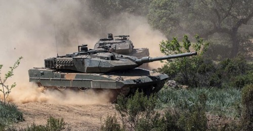 A Leopard 2E of the Spanish Army.