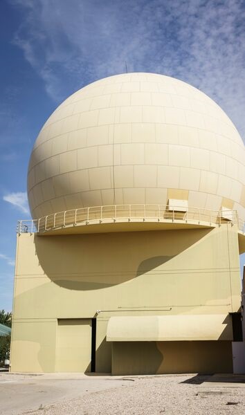 The Lanza 3D LRR radar site in Toledo province, Spain. Oman has two new fixed radar sites that presumably house Lanza radars delivered under the 2014 contract.