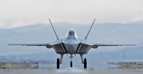 The Kaan MMU prototype conducts a taxiing test in 2023.