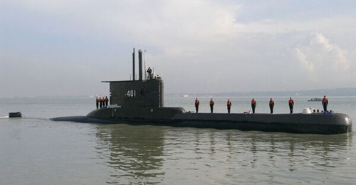 Indonesia is mulling an offer for ex-PLAN boats to temporarily fulfil gaps that have arisen due to the non-availability of submarines such as the Cakra (Type 209/1300) boat seen here.