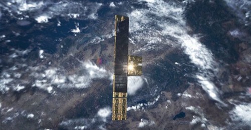 A concept graphic of an ICEYE-X2 SAR satellite in orbit.