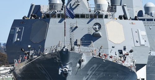 is the first ship to receive the full SEWIP Block 3 installation, shown here with the new antennas being accommodated in an enlarged deckhouse.