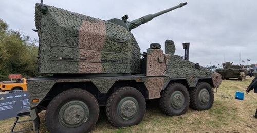 An RCH 155 mm/52 calibre wheeled SPH, displayed at DVD 2024.
