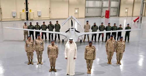 Kuwaiti Minister of Defence Sheikh Abdullah Ali Abdullah al-Sabah and senior officers stand in front of the Bayraktar TB2 UAV during the inauguration ceremony.