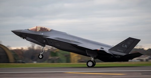 A file photo of an F-35A of the 48th Fighter Wing based at RAF Lakenheath. According to recent reports of C-17s transiting from Kirtland AFB in the US to the UK, it seems that the USAF is now reconstituting its nuclear mission at the base.