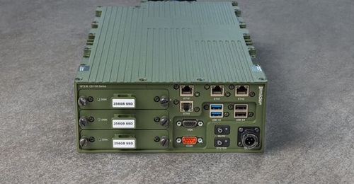 A MilDef rugged 19 inch/2 CS1100 series computer.