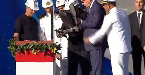 A symbolic weld marking the start of work on Türkiye's MUGEM carrier on 28 August 2025.