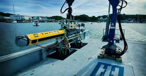 A REMUS 620 UUV, seen as HII and Thales announced integration of the SAMDIS 600 synthetic aperture sonar in September 2025.