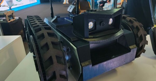 The Robô Expedicionário UGV was designed to mount tools for EOD, CBRN detection, and surveillance and reconnaissance missions.
