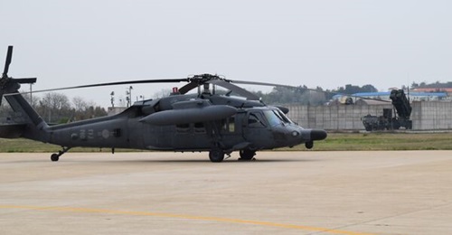 A South Korean UH-60P Black Hawk helicopter at Kunsan Air Base, South Korea in 2016. South Korea is preparing to upgrade a limited number of UH/HH-60P helicopters for extended service.