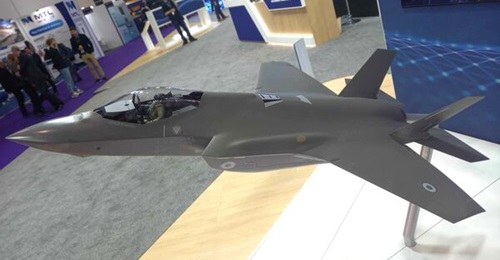 Lockheed Martin showcased a scale model of its F-35A Lightning II in representative UK markings at DSEI 2025. The RAF is acquiring the variant as it looks to re-establish its nuclear deterrent role as part of the wider NATO-shared mission.