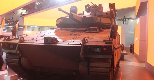 The K-NIFV is a localised version of the AS21 Redback, with several foreign subsystems and components switched out for South Korean alternatives.