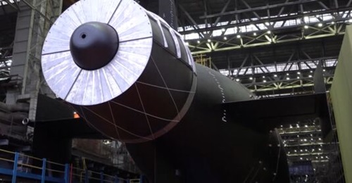 Russia's new submarine 
        
        , which the Russian MoD said was designed to carry what it called robotic underwater systems, seen at its launch on 1 November 2025.