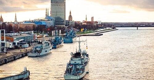 Four of the vessels from Standing NATO Mine Countermeasures Group 1 (SNMCMG1) arrived in Riga on 17 November 2025 on a port visit.
