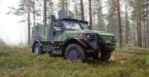 The FMV and FDF have ordered 300 more Sisu GTP 4×4 offroad vehicles (photo of the FDF troop transport vehicle variant).