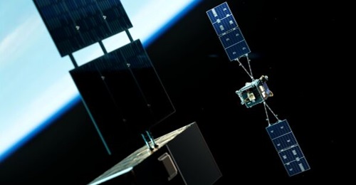 Starfish Space's Otter is designed to rendezvous with and safely deorbit satellites without prior modifications, enabling disposal services for LEO constellations.