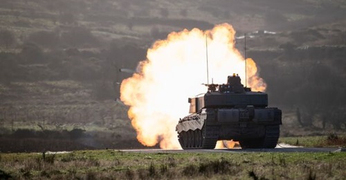 The Challenger 3 MBT has conducted its first crewed live firing.