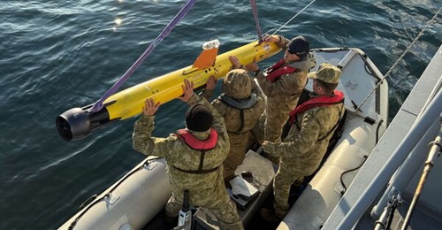 Personnel launch a Teledyne Gavia autonomous underwater vehicle as part of MCM Black Sea activities, in a photo released on 19 January 2026.