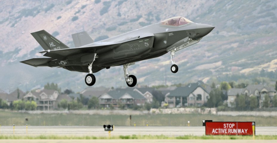 Gun accuracy issues on the F-35A continue, the Pentagon's chief weapons tester said in a new report. (Lockheed Martin)