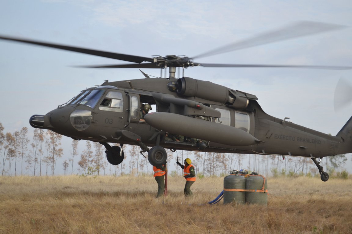 One of four Sikorsky S-70A (UH-60L equivalent) Black Hawk helicopters being used by Brazil’s army. The aircraft have been operational with the 4th Battalion in Manaus since 1997. (Sikorsky)