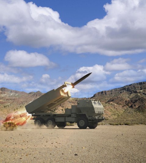 Raytheon, in co-operation with the US Army, has completed the preliminary design review of its DeepStrike hypersonic surface-to-surface missile. Raytheon is completing DeepStrike for the US Army’s Precision Strike Missile (PrSM) requirement. (Raytheon)