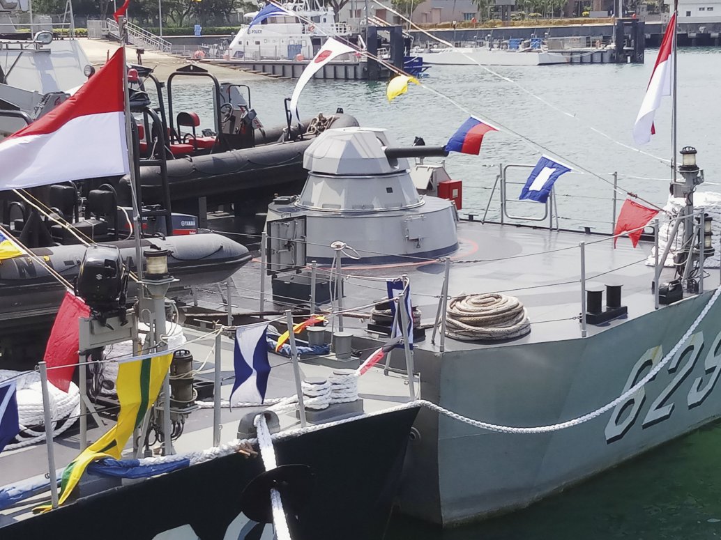 
        The Type 630 CIWS turret seen in the aft section of KRI
        Tombak
        (629).
       (IHS Markit/Ridzwan Rahmat)