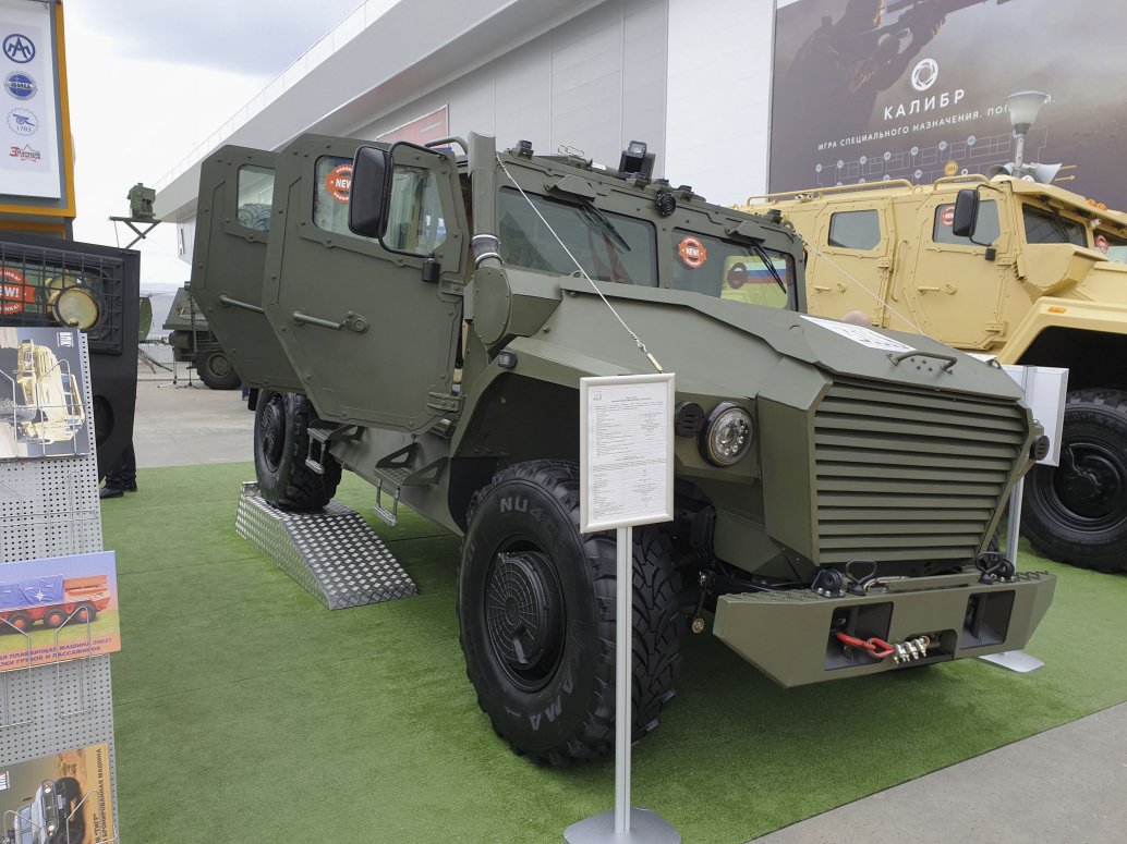 The AMN-2 was one of two variants of the new Atlet (Athlete) 4×4 protected multirole vehicle presented by VPK at Army 2019. (IHS Markit/Mark Cazalet)