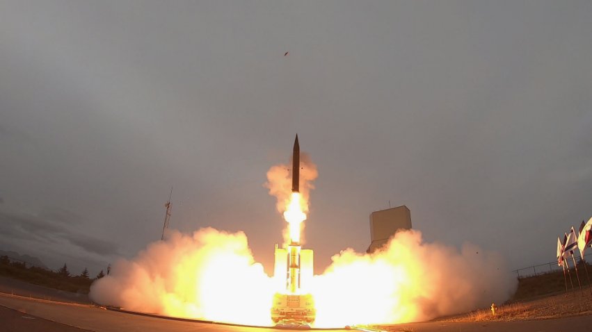 An Arrow-3 exoatmospheric ballistic missile interceptor is launched during a 10-day Arrow-3 Weapon System test campaign at the Pacific Spaceport Complex-Alaska (PSCA) in Kodiak in late July. (Israel Ministry of Defence)