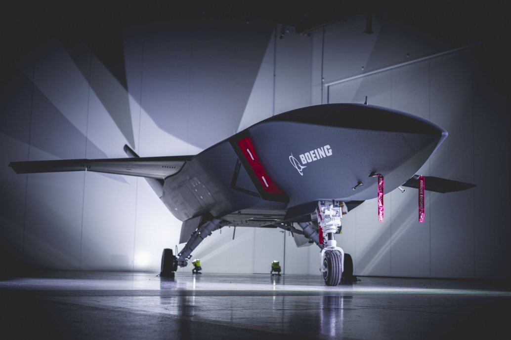 Boeing Australia has rolled out the first Loyal Wingman aircraft for the Royal Australian Air Force. The unmanned aircraft features a swappable nose section that enables it to be rapidly reconfigured for different mission requirements. (Boeing)