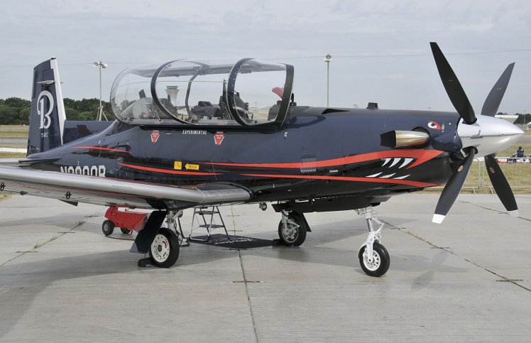 The T-6 Texan II is being procured by Colombia as a replacement for its ageing T-37 trainer fleet. A replacement decision for the A-37 light attack aircraft has yet to be made. (Janes/Patrick Allen)