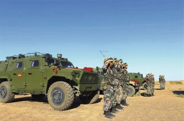 The CSK181 4×4 armoured vehicle (front) was one of the platforms recently inducted by a brigade under the 75th Group Army. (Via WeChat account of 75th Group Army)