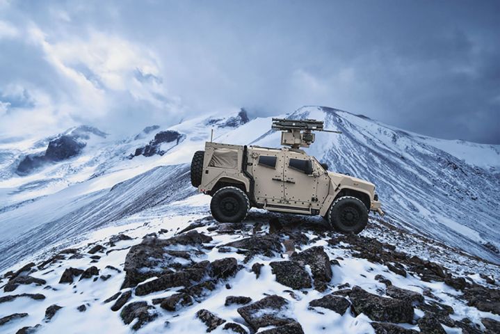 The US Army recently awarded Oshkosh with a USD127 million JLTV contract. Above is a JLTV outfitted with a short-range air defense system.  (Oshkosh Defense )