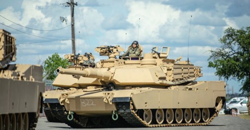 US soldiers at Fort Hood, Texas, are receiving the first set of new M1A2C Abrams MBTs.