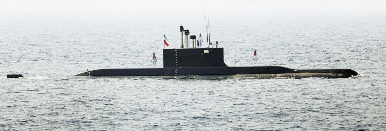 Fateh
         is seen during the naval parade at the end of Exercise ‘Zolfaghar 99’ on 12 September.
       (Islamic Republic News Agency)