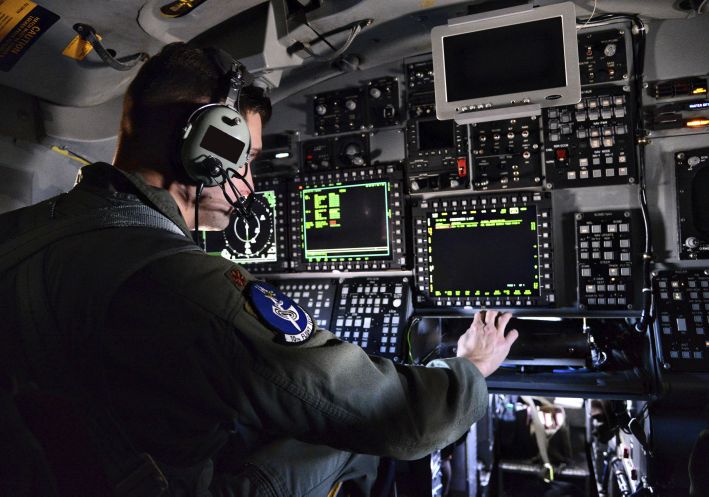 Major Michael Griffin, with the US Air Force’s 10th Flight Test Squadron, evaluates a B-1B with the new Integrated Battle Station modification. 60 aircraft went through the modification process, which began in late 2012 and was completed in September 2020. (US Air Force)