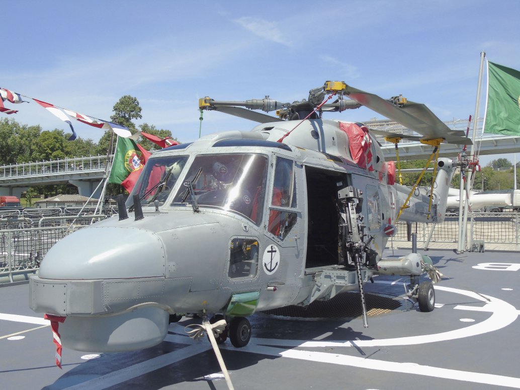 Deliveries of all five modernised Super Lynx Mk 95 helicopters to the Portuguese Navy are now planned to be completed in 2021. (Victor Barrerira)