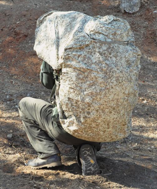 A soldier can wrap the Kit 300 around himself to reduce his thermal signature when on the move. (Israeli Ministry of Defense)