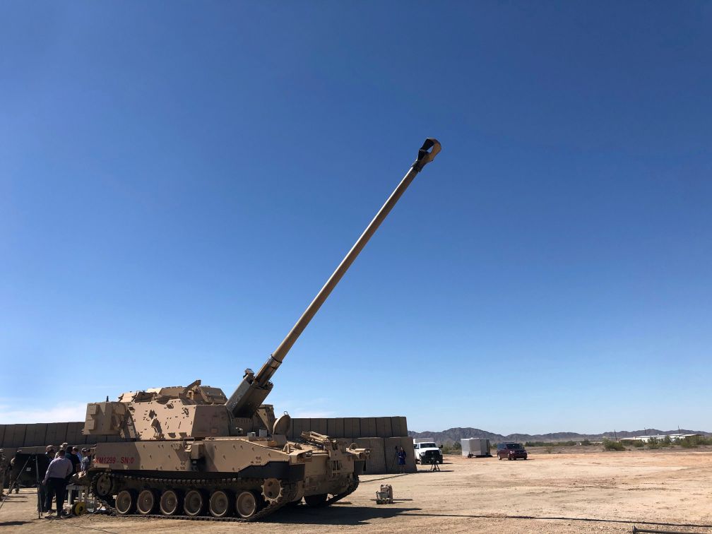 The XM1299 prototype zero pictured at Yuma Proving Ground, Arizona, during an event in March. In December the army used the platform to launch an Excalibur round that directly hit a target 70 km away.  (Janes/Ashley Roque)