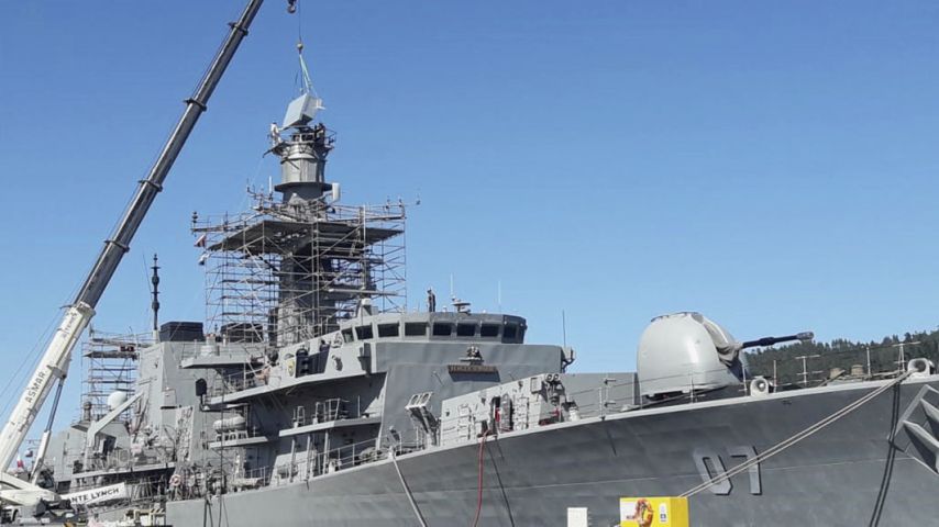 The TRS-4D radar antenna being installed on Almirante Lynch. (Lockheed Martin Canada)